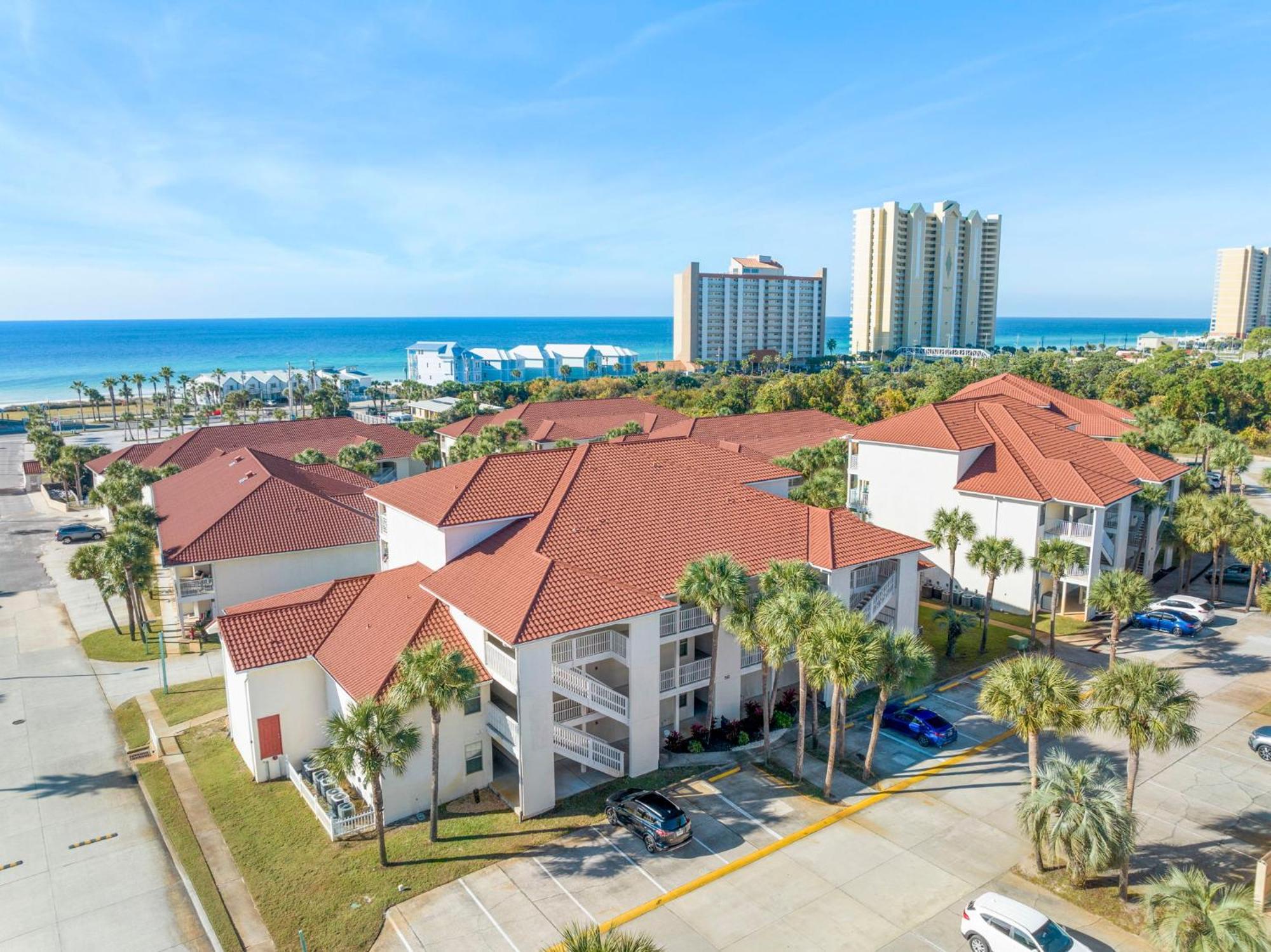 Horizon South 56 - 206 2 Bed, 2 Bath, Built-in Bunk Bed Panama City Beach